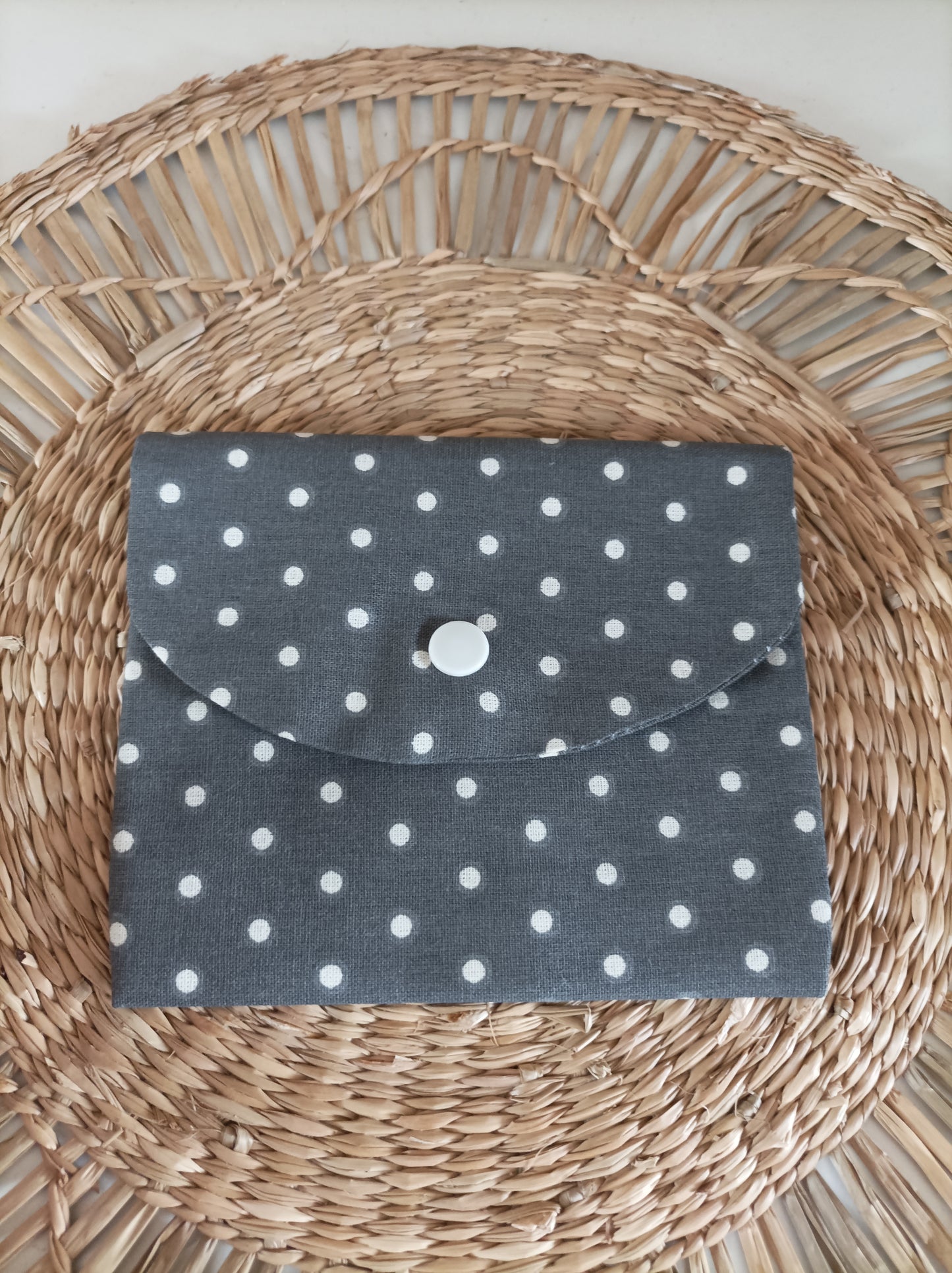 Pochette Universelle Multi-Usage - "La pointillée"