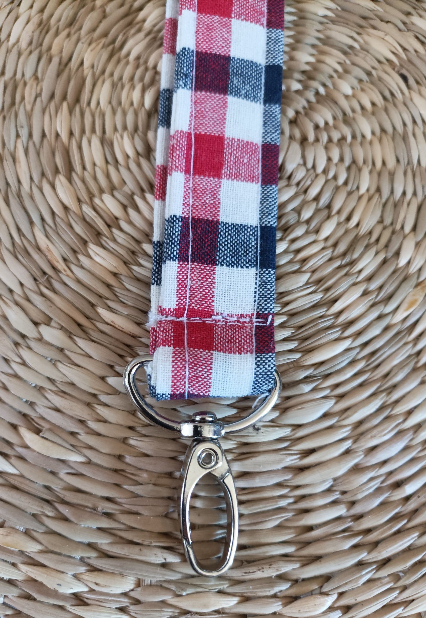 Porte-Clés Dragonne - Pratique, Élégant et Facile à Trouver