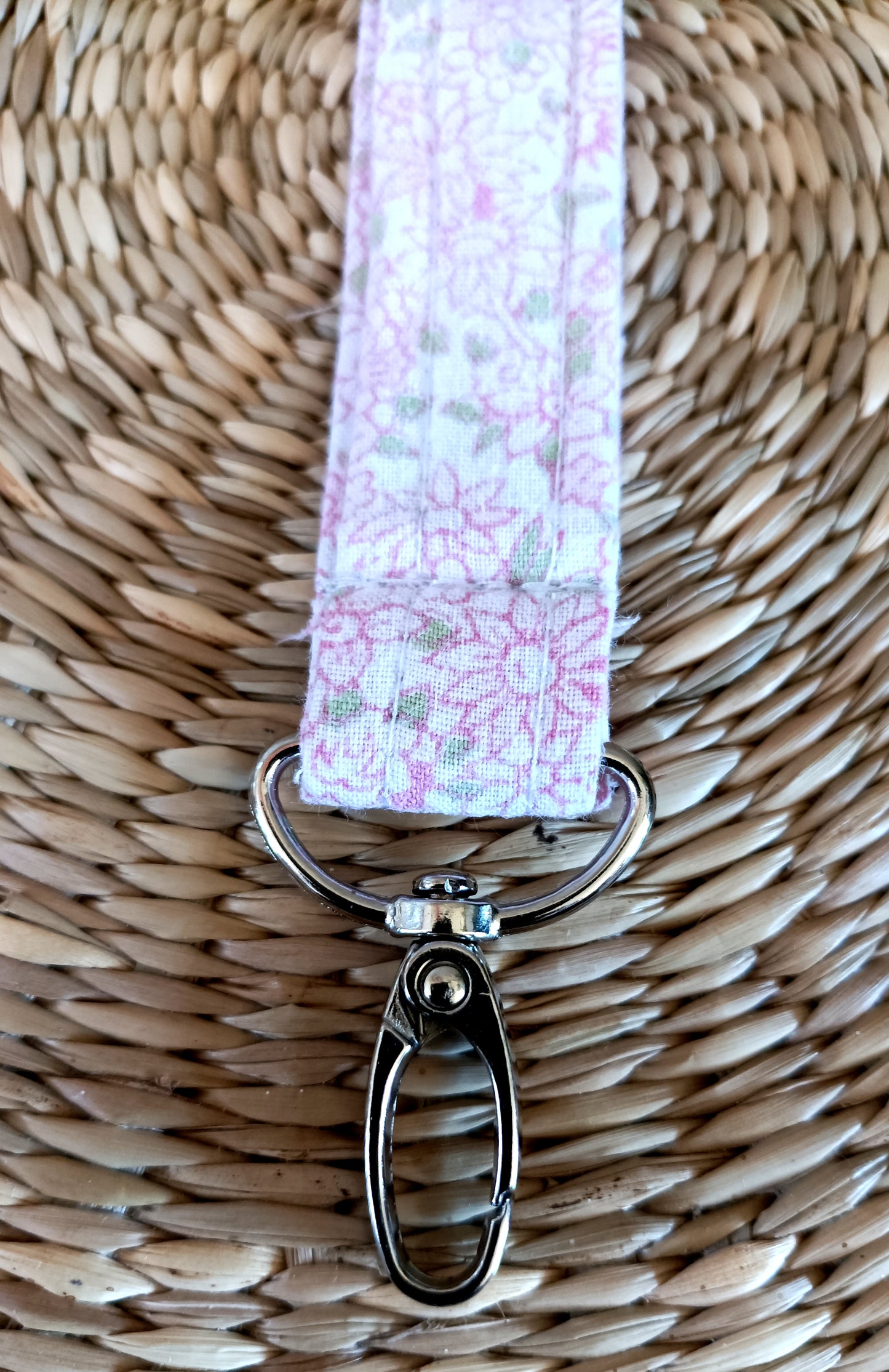 Porte-Clés Dragonne - Pratique, Élégant et Facile à Trouver