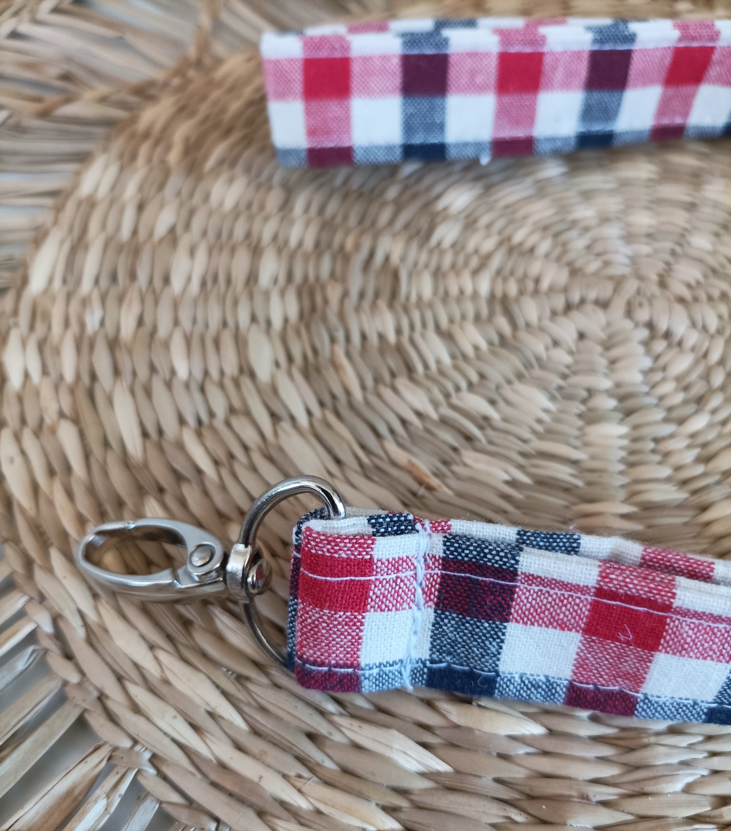 Porte-Badge Tour de Cou - Pratique, Élégant et Facile à Porter