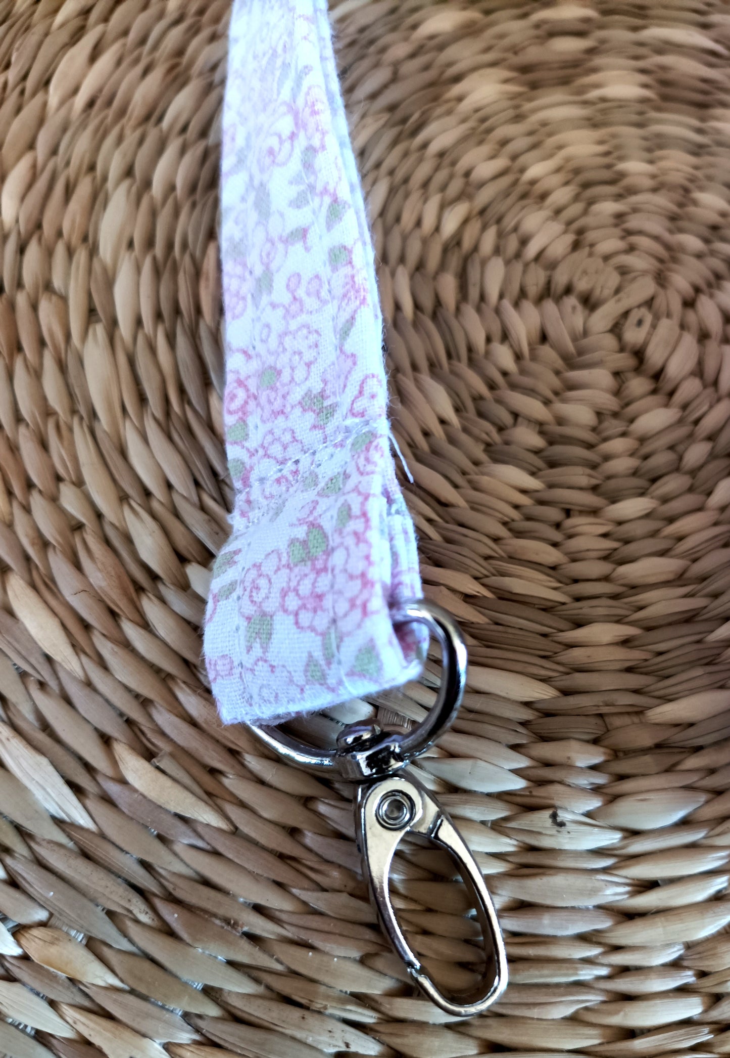 Porte-Badge Tour de Cou - Pratique, Élégant et Facile à Porter