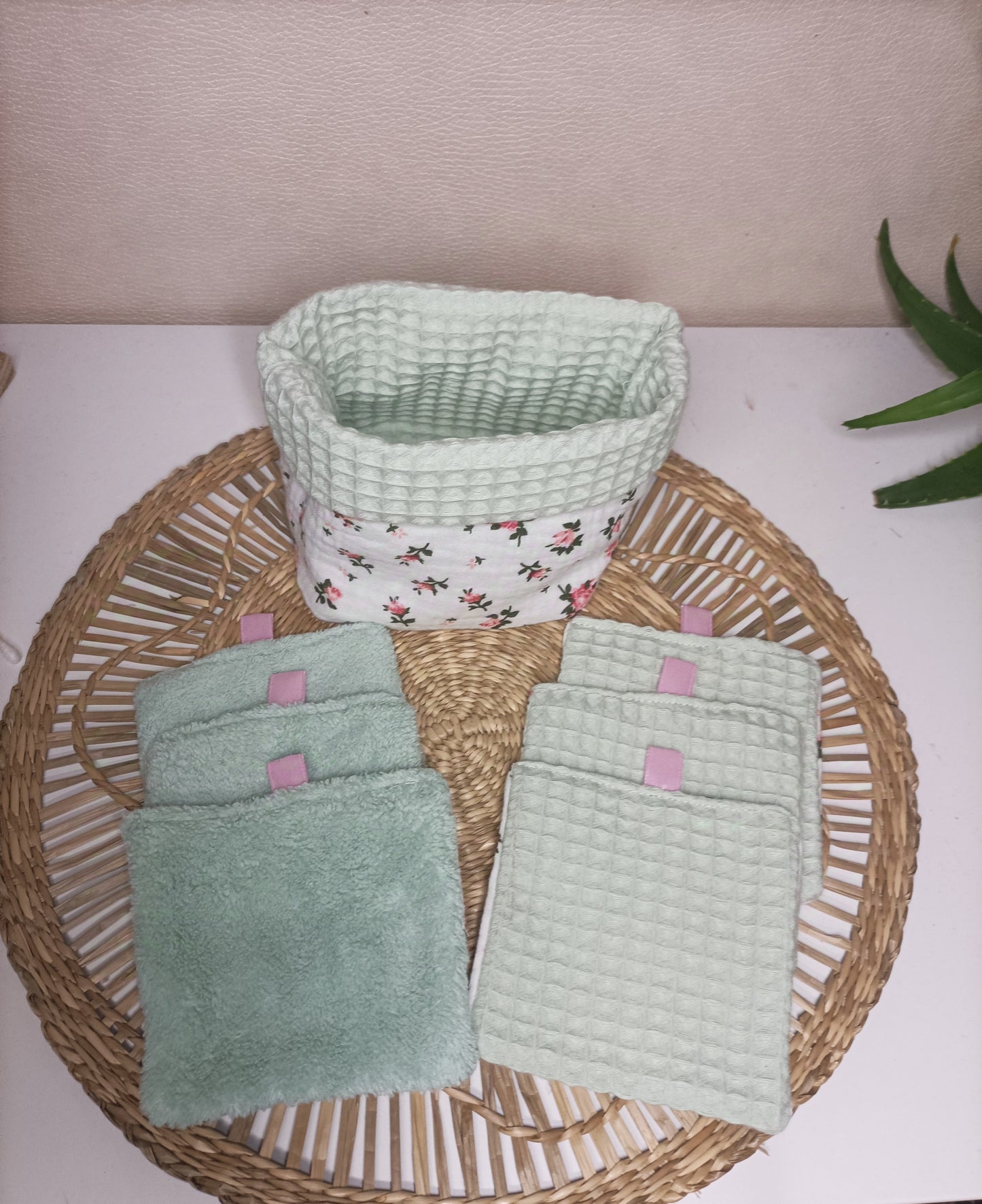 Set de 6 Lingettes Démaquillantes Lavables et Panière "Le Romantique"