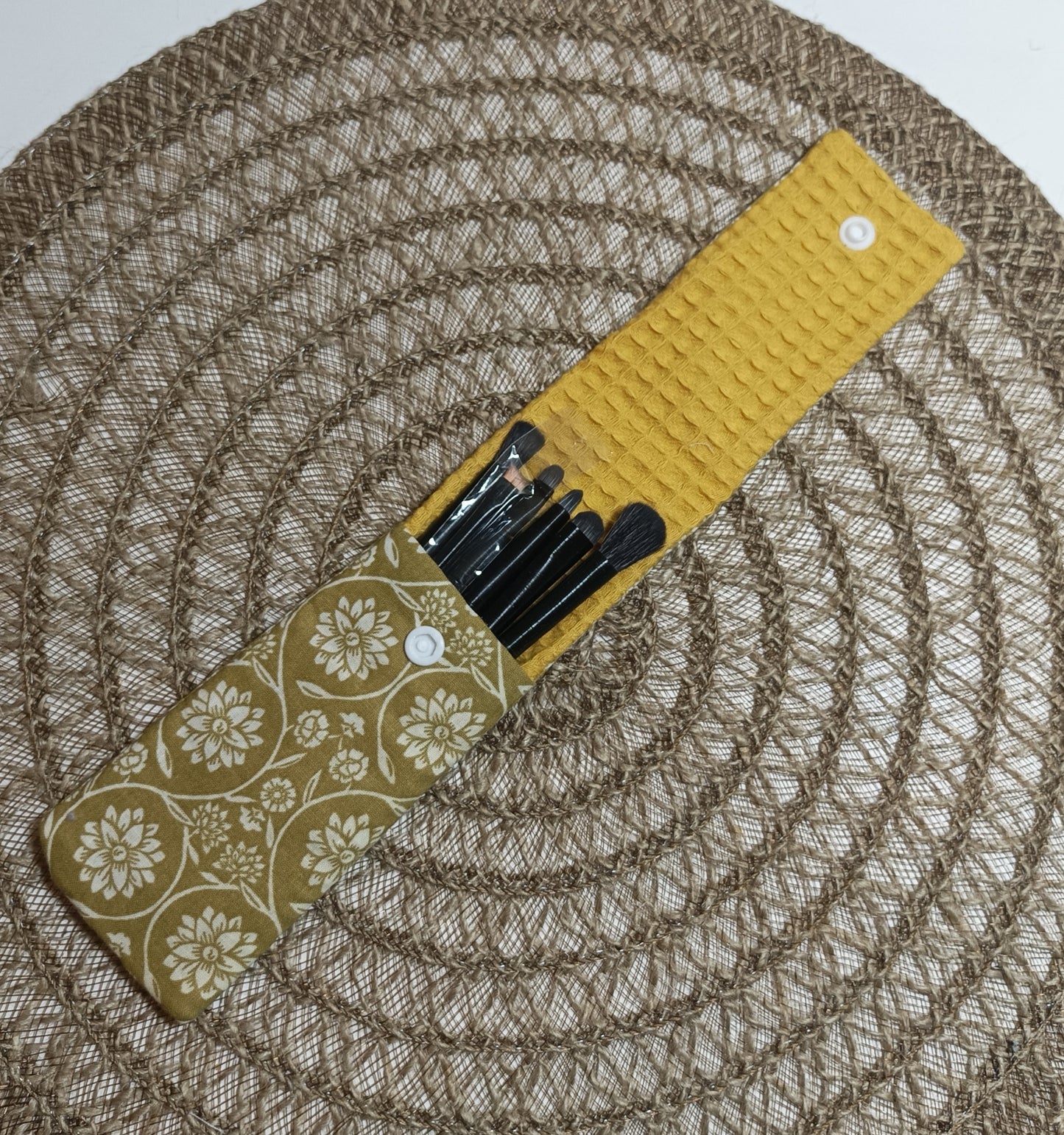 Etui à Pinceaux "Le kaki floral"