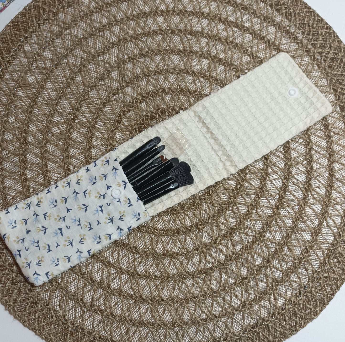 Etui à Pinceaux "Le plumetis"